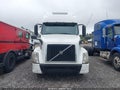 Photo 15 of 23 — 2016 Volvo VN