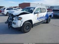 2022 Toyota Tacoma — photo 2 of 18 | VIN 3TMAZ5CN7NM175638