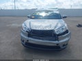 Photo 13 of 17 — 2015 Toyota Highlander