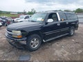 Photo 2 of 16 — 2001 Chevrolet Suburban 1500