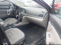 Photo 5 of 17 — 2017 Hyundai Elantra