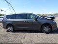 Photo 13 of 16 — 2017 Chrysler Pacifica