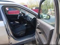 Photo 5 of 16 — 2018 Jeep Compass