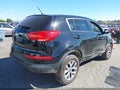 Photo 4 of 16 — 2016 Kia Sportage