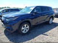 Photo 2 of 16 — 2021 Toyota Highlander