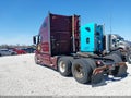 Photo 3 of 15 — 2017 Volvo VNL