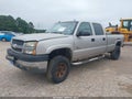Photo 2 of 18 — 2004 Chevrolet Silverado 3500
