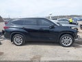 Photo 14 of 19 — 2021 Toyota Highlander