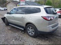 Photo 3 of 17 — 2015 Chevrolet Traverse