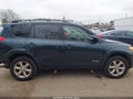 Photo 13 of 19 — 2009 Toyota RAV4