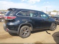 Photo 14 of 18 — 2016 Toyota Highlander