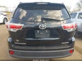 Photo 17 of 18 — 2016 Toyota Highlander
