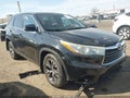Photo 12 of 18 — 2016 Toyota Highlander