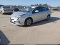 Photo 2 of 16 — 2017 Toyota Prius