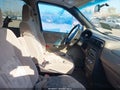 2001 Pontiac Montana — photo 5 of 17 | VIN 1GMDX03EX1D172241