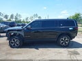 Photo 14 of 16 — 2024 Rivian R1S