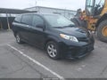 2020 Toyota Sienna — photo 2 of 18 | VIN 5TDZZ3DC1LS068411