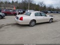 Photo 4 of 9 — 2003 Lincoln Town Car