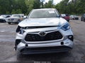 Photo 13 of 21 — 2023 Toyota Highlander