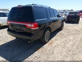Photo 4 of 16 — 2017 Lincoln Navigator