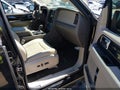 Photo 5 of 16 — 2017 Lincoln Navigator