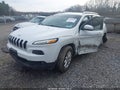 Photo 2 of 16 — 2016 Jeep Cherokee