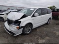 Photo 2 of 16 — 2014 Dodge Grand Caravan