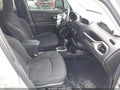 Photo 5 of 16 — 2016 Jeep Renegade