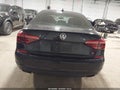Photo 17 of 17 — 2018 Volkswagen Passat
