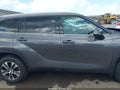 Photo 13 of 16 — 2022 Toyota Highlander