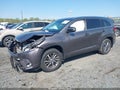 Photo 2 of 16 — 2019 Toyota Highlander