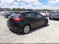 Photo 13 of 16 — 2017 Hyundai Elantra