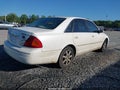 Photo 4 of 11 — 2000 Toyota Avalon