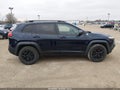Photo 13 of 17 — 2015 Jeep Cherokee