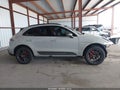 Photo 13 of 16 — 2025 Porsche Macan