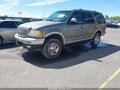 Photo 2 of 11 — 1999 Ford Expedition