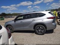 Photo 15 of 17 — 2021 Toyota Highlander