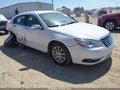 Photo 1 of 13 — 2014 Chrysler 200