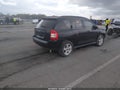 2009 Jeep Compass — photo 4 of 11 | VIN 1J4FT47B49D120528