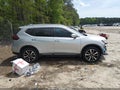 Photo 14 of 17 — 2019 Nissan Rogue