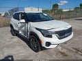 Photo 6 of 18 — 2023 Kia Seltos