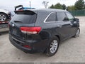 Photo 4 of 17 — 2017 Kia Sorento