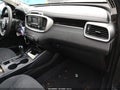 Photo 5 of 17 — 2017 Kia Sorento