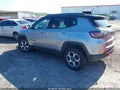 2022 Jeep Compass — photo 3 of 15 | VIN 3C4NJDDB0NT171072