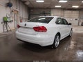 Photo 4 of 16 — 2015 Volkswagen Passat