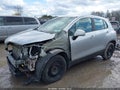 Photo 2 of 13 — 2018 Chevrolet Trax
