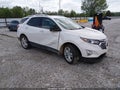 Photo 1 of 16 — 2018 Chevrolet Equinox