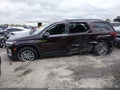 Photo 14 of 16 — 2023 Chevrolet Traverse