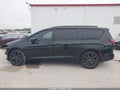 Photo 15 of 17 — 2020 Chrysler Pacifica