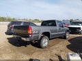 2000 Chevrolet Silverado 2500 — photo 4 of 16 | VIN 1GCGK24U8YE175810
